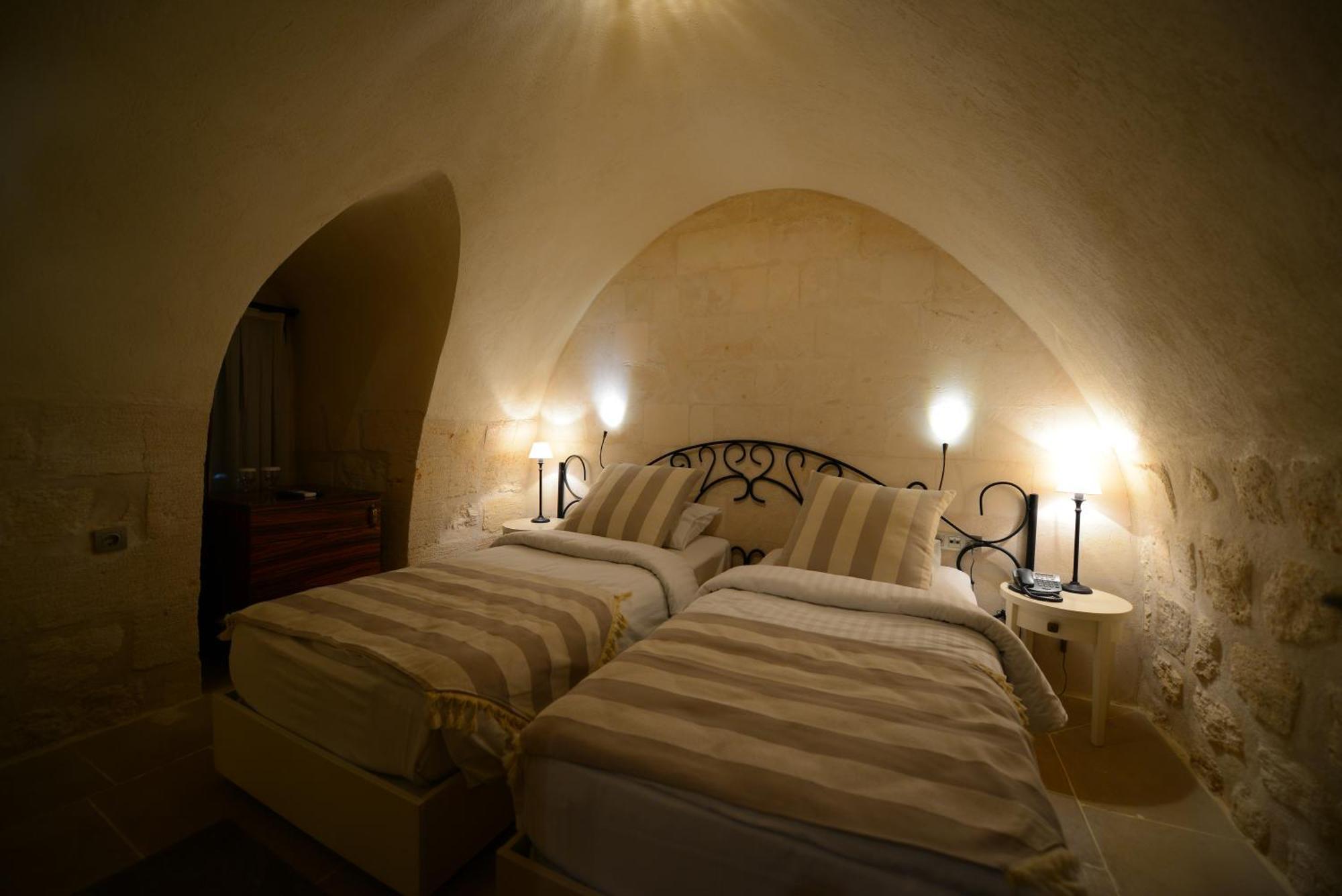 Shmayaa Hotel Midyat Luaran gambar
